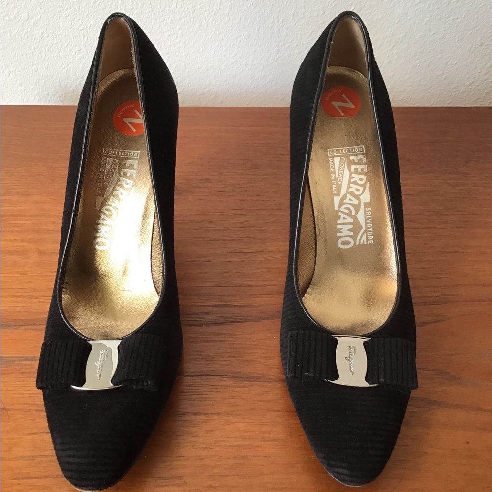 Ferragamo black velour bow heels